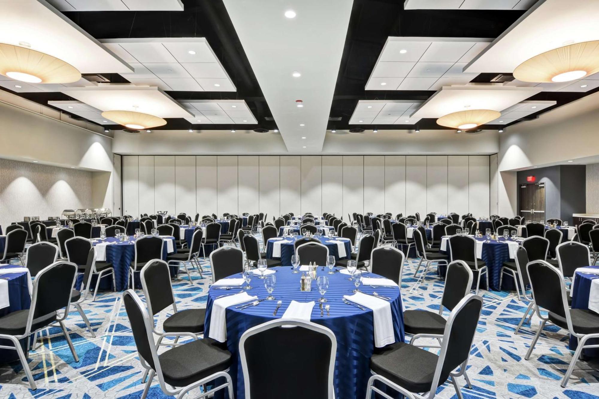 Embassy Suites By Hilton Plainfield Indianapolis Airport Exterior photo
