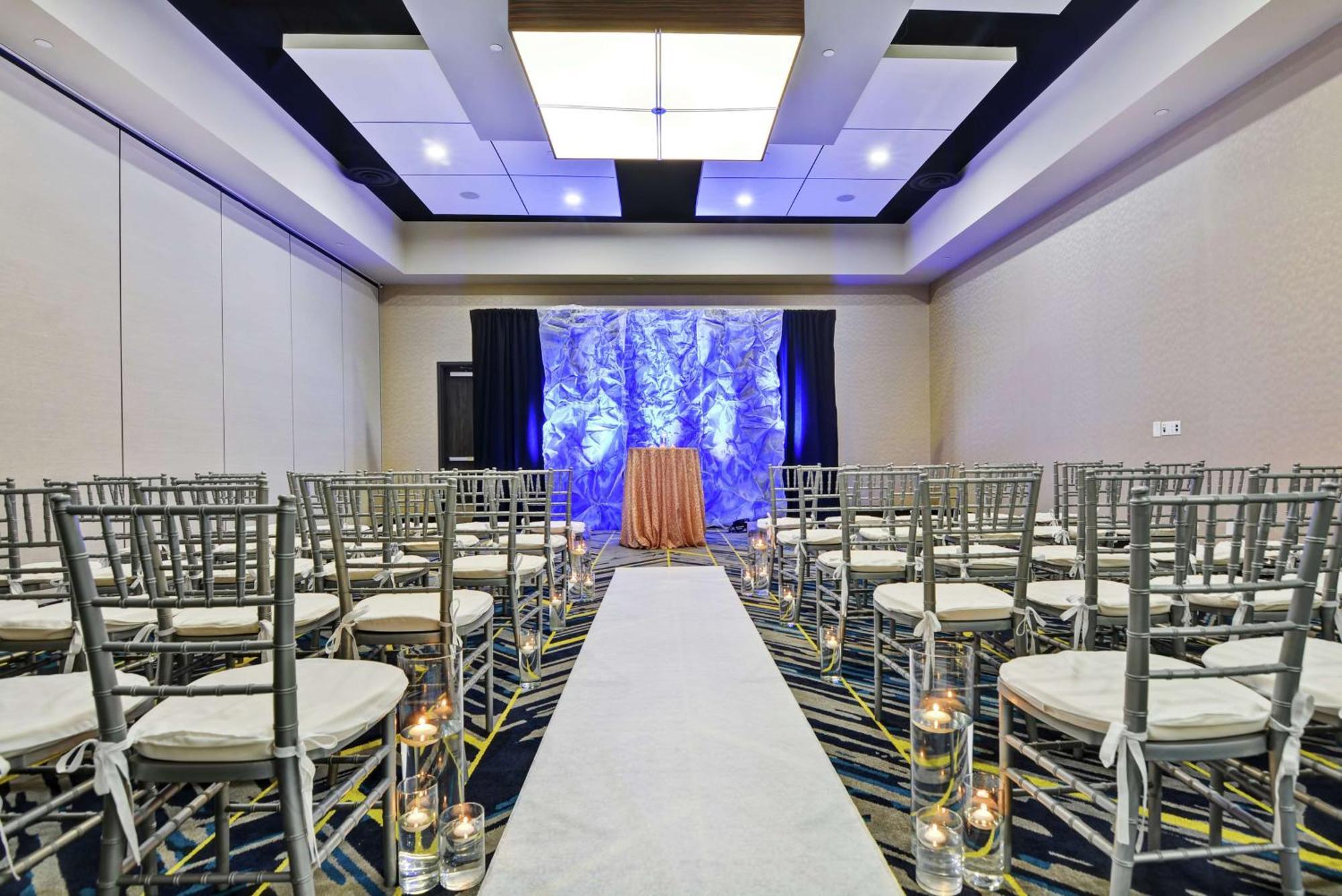 Embassy Suites By Hilton Plainfield Indianapolis Airport Exterior photo